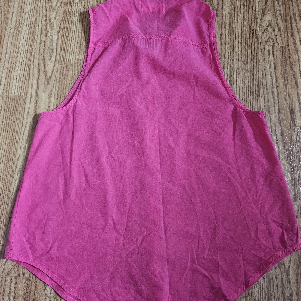 HOLLISTER PINK WOMEN'S TOP SHORTSLEVE‎ SIZE XS embroided - Picture 5 of 6